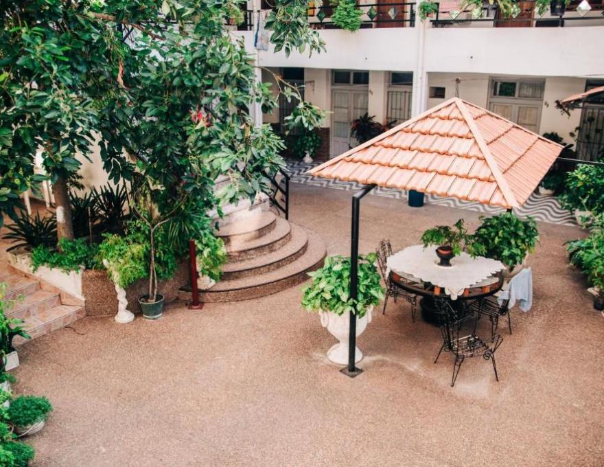 Hotel Tía